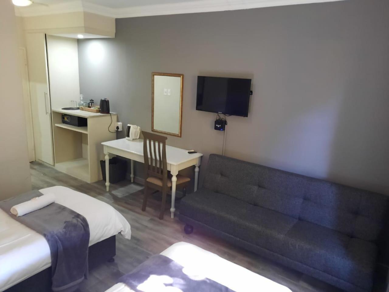 Vista Ort Hotel Kempton Park Phòng bức ảnh