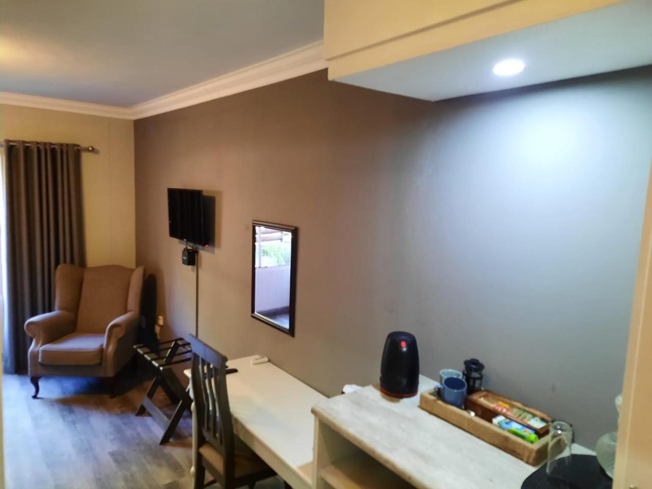 Vista Ort Hotel Kempton Park Phòng bức ảnh